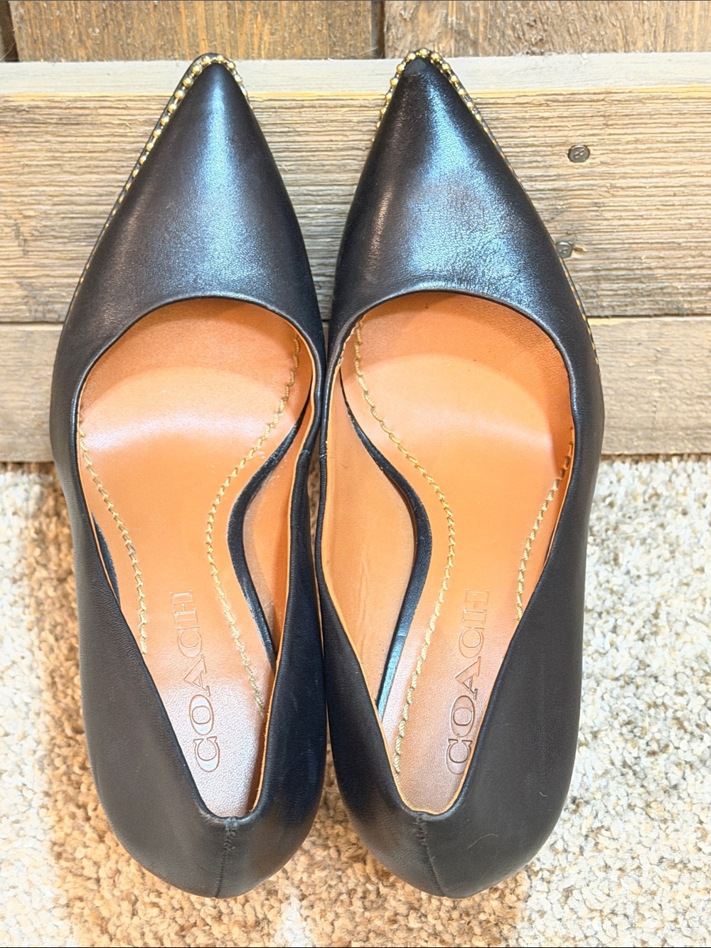 Coach Black Leather Gold Studded Trim Pointed Toe Stiletto Pumps Size 7 - Picture 8 of 13
